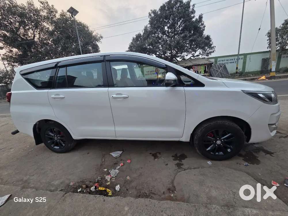 Toyota Innova Crysta 2016 Diesel 192000 Km Driven