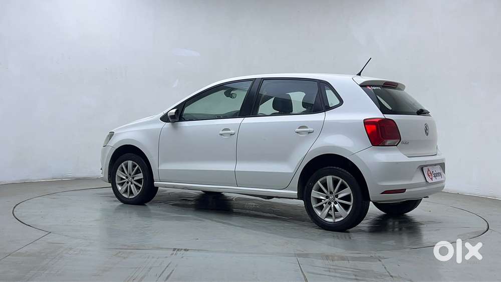 Volkswagen Polo Petrol Highline 1.2l, 2016, Petrol