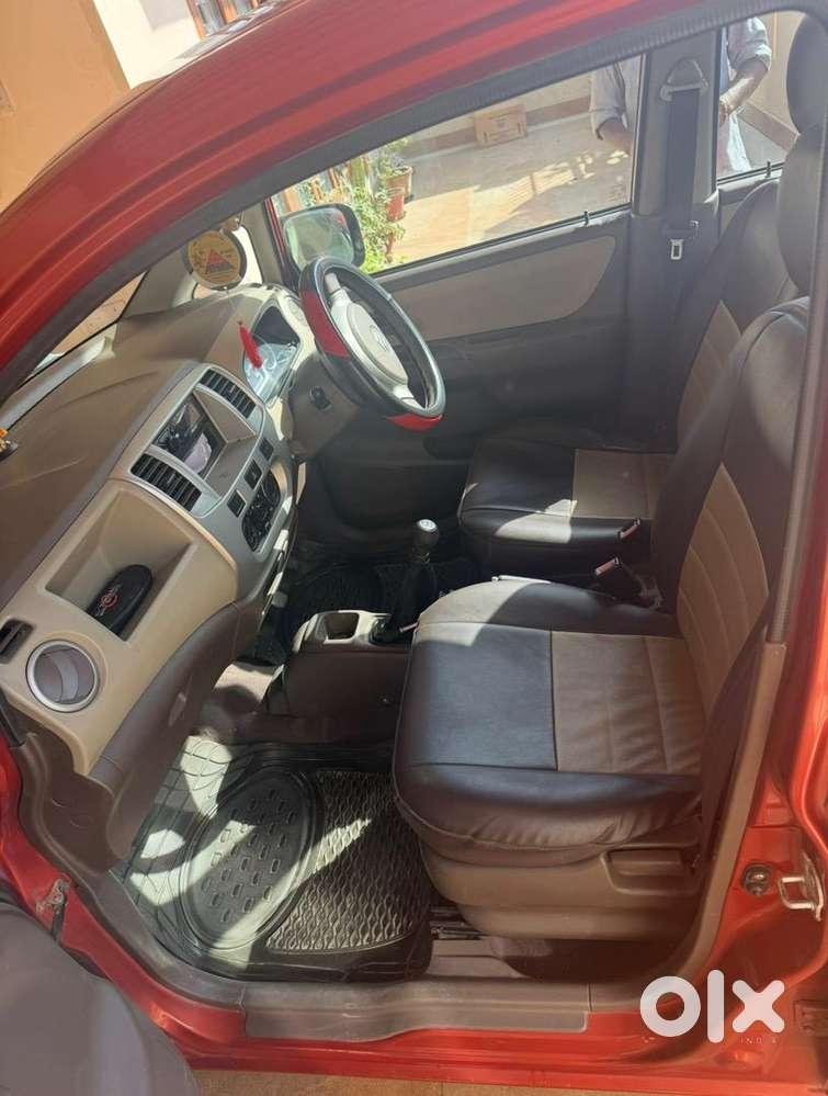 Used Very Well Maintained Maruti Suzuki 2011 Petrol