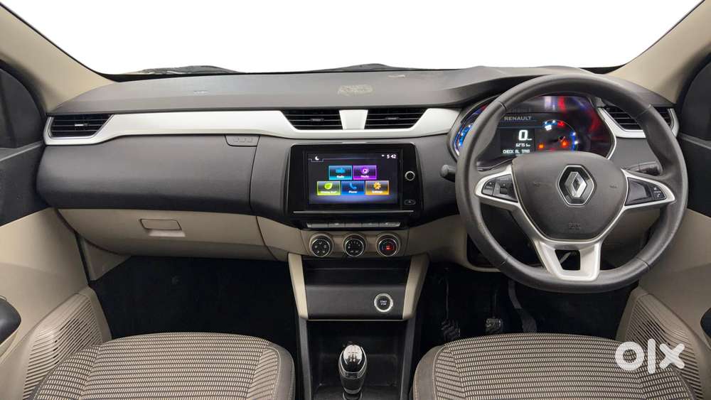 Renault Triber Rxz, 2023, Petrol