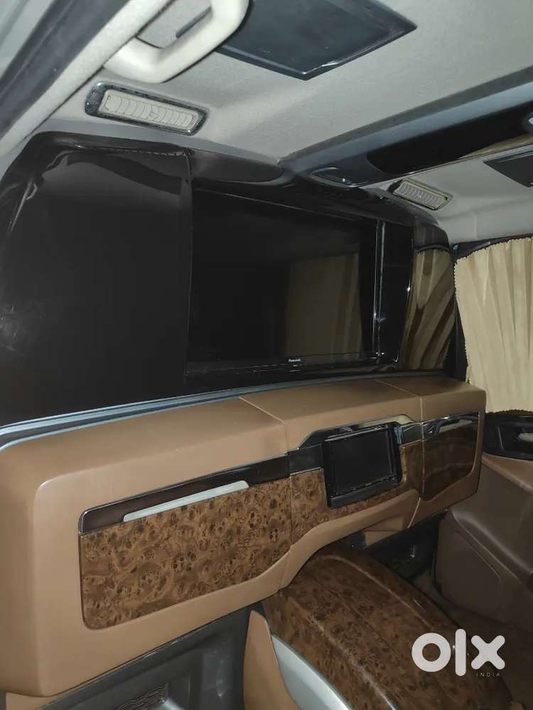 Toyota Innova Diesel Manual 2013 (DC converted)