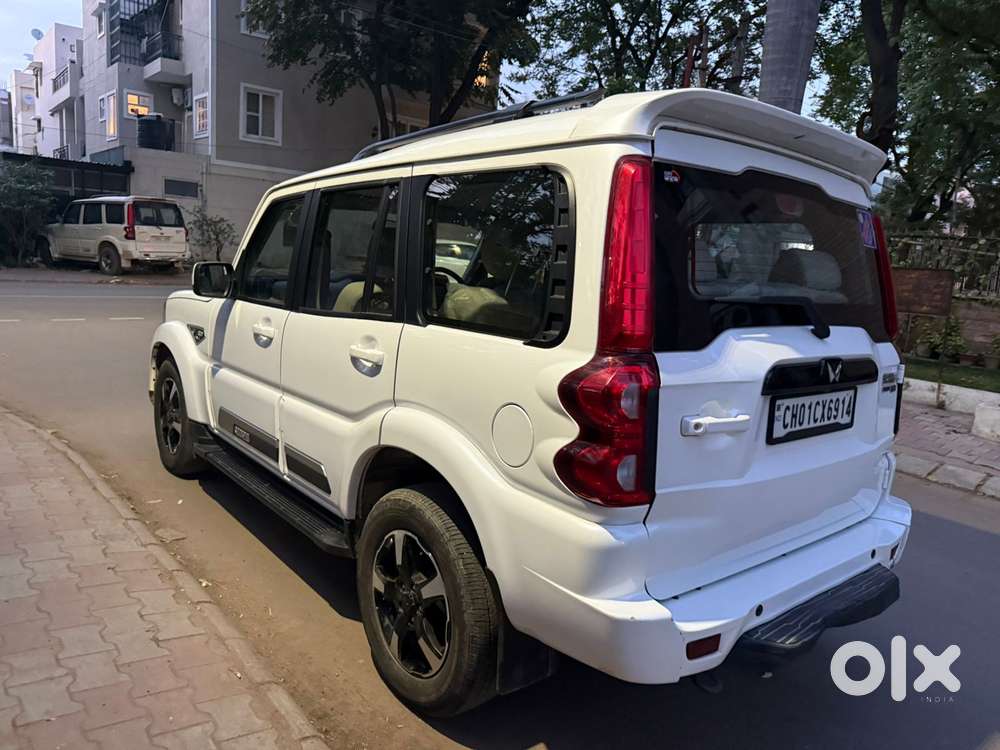 Mahindra Scorpio S11 Mt 7s, 2024, Diesel