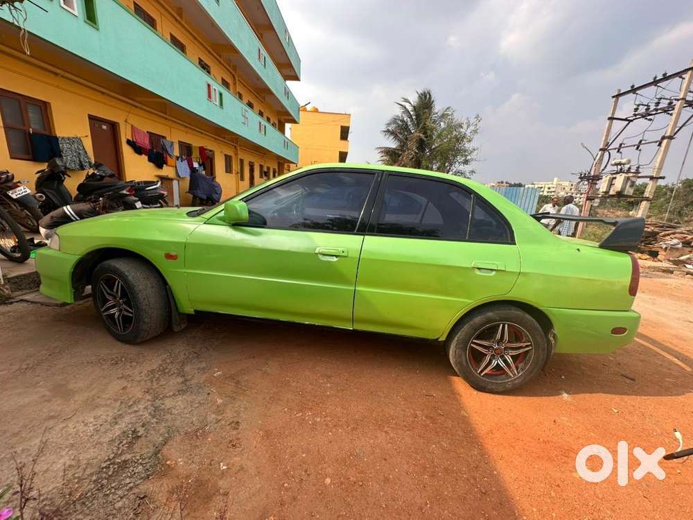 Mitsubishi Lancer 2002