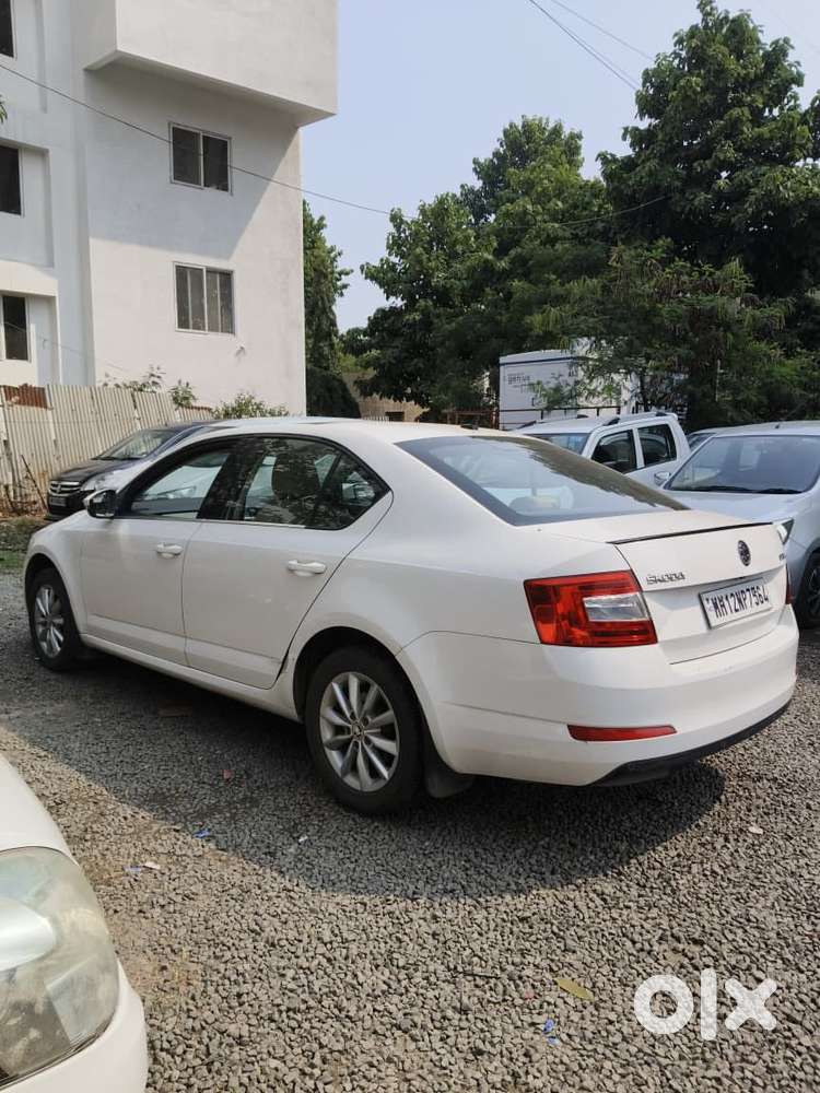 Skoda Octavia Ambition Plus 1.8 Tsi At, 2017, Petrol