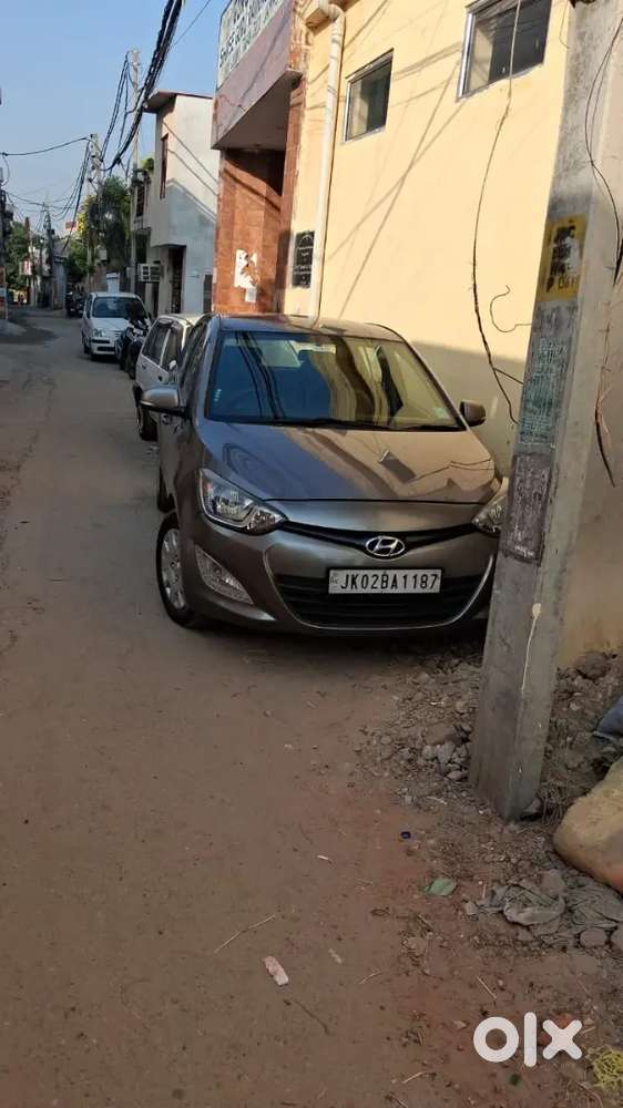 Hyundai I20 2012 Petrol 75000 Km Driven