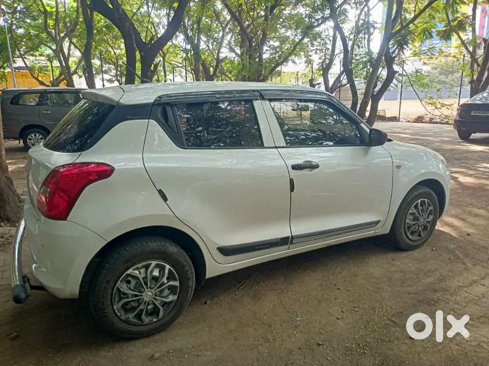 2024 Maruti Suzuki Swift Lxi  41,800 Kms Driven  Excellent Condition