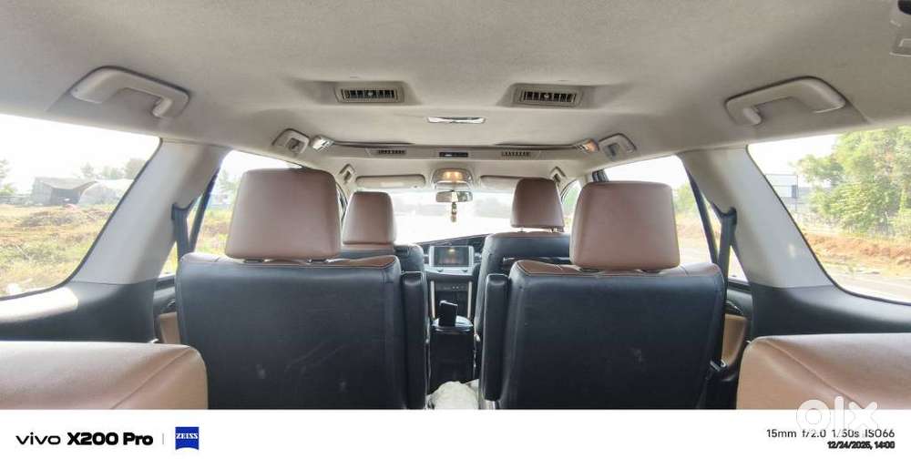 Toyota Innova Crysta 2.8z Automatic, 2018, Diesel