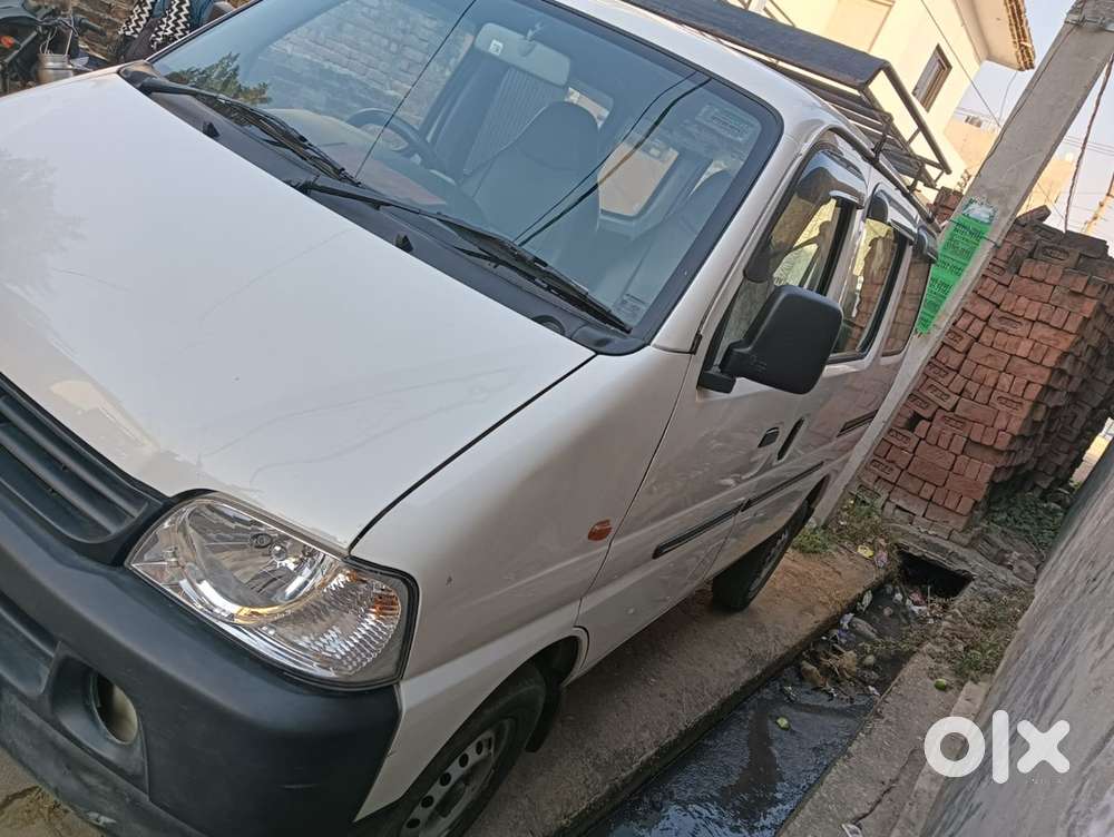 Maruti Suzuki Eeco 2023 Petrol Well Maintained