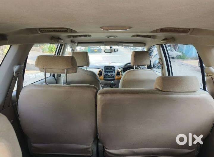 Toyota Innova 2.0 V, 2009, Diesel