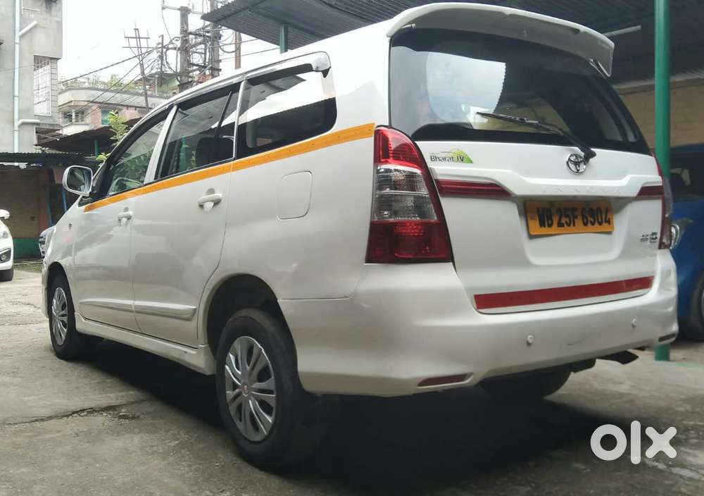 Toyota Innova 2.5 G (diesel) 8 Seater, 2015, Diesel