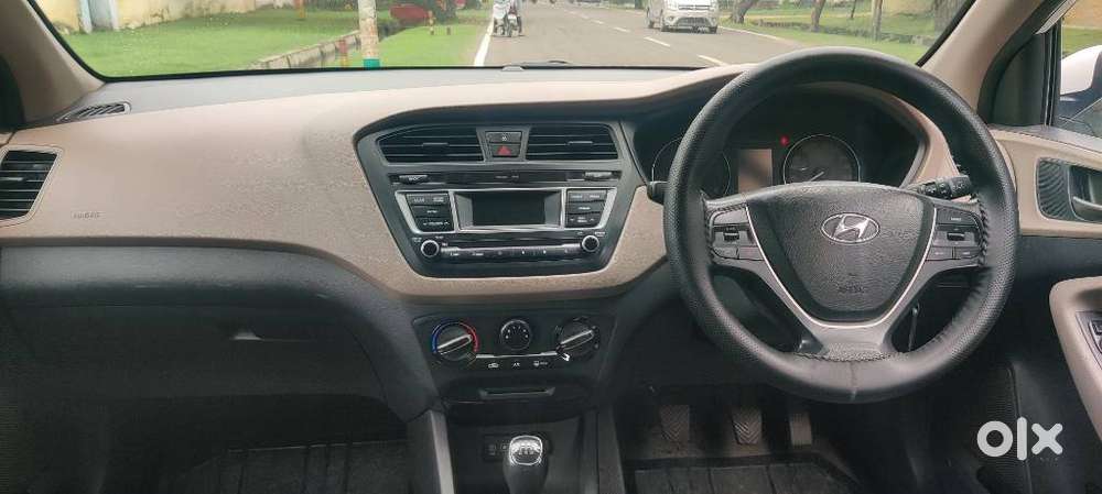 Hyundai Elite I20 Sportz (o) 1.2, 2017, Petrol