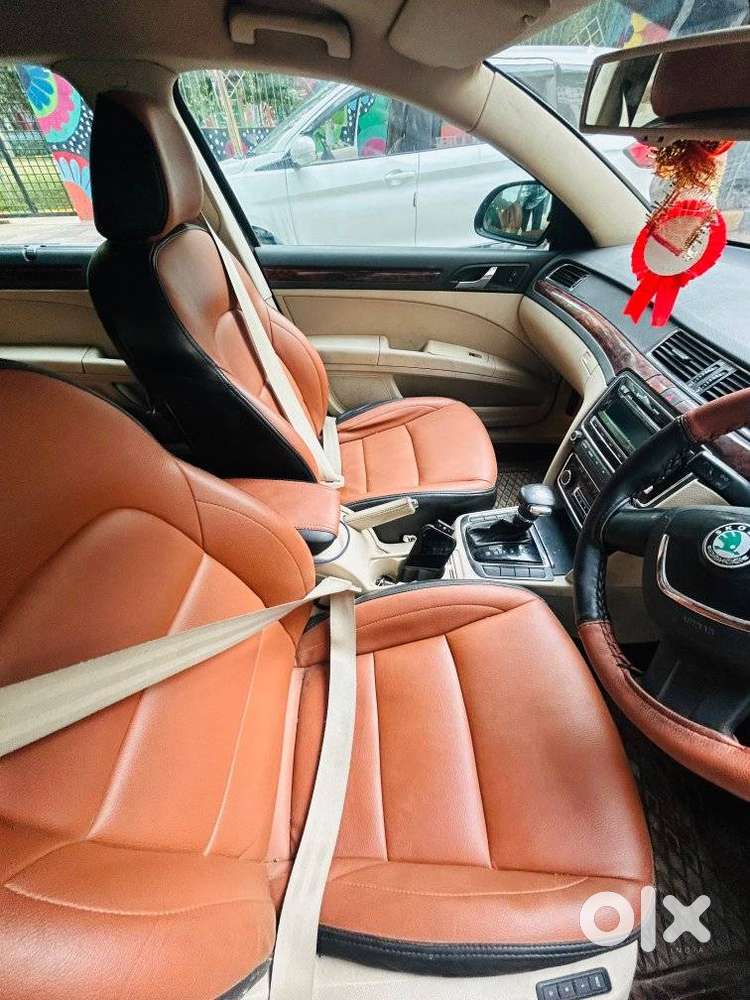 Skoda Superb 2.0 Ambition Tdi At, 2012, Diesel