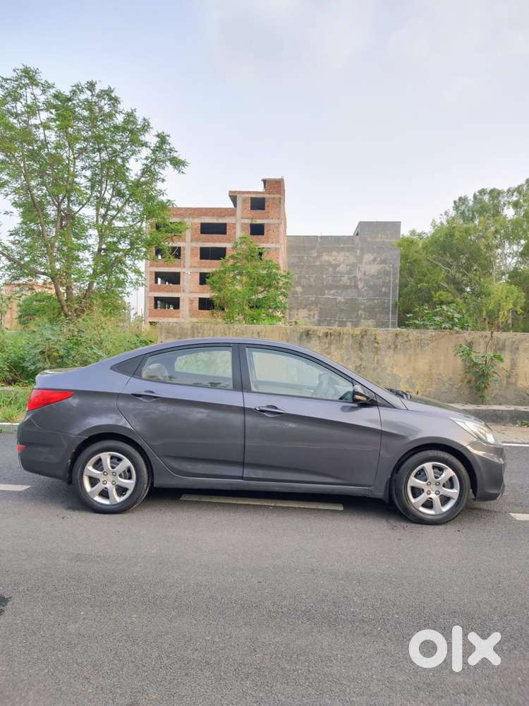 Hyundai Verna 1.4 Vtvt, 2013, Petrol