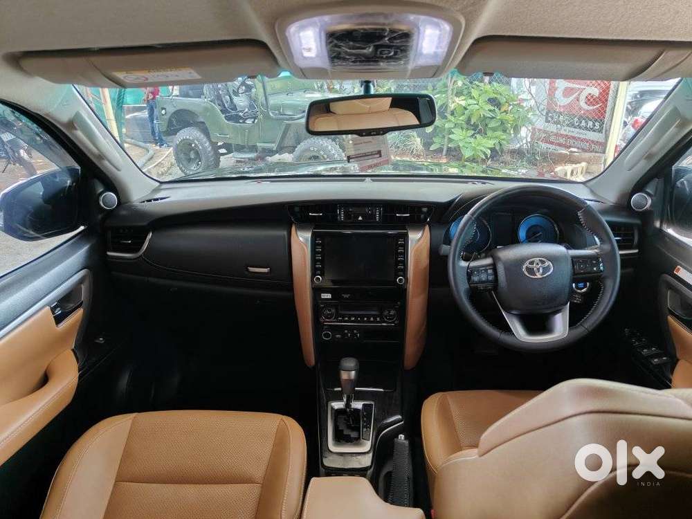 Toyota Fortuner [2021-ongoing] 2.8 2wd Diesel At, 2024, Diesel