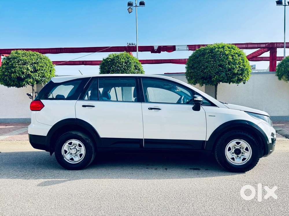 Tata Hexa 2.2 Xe 4x2 7 Str, 2017, Diesel