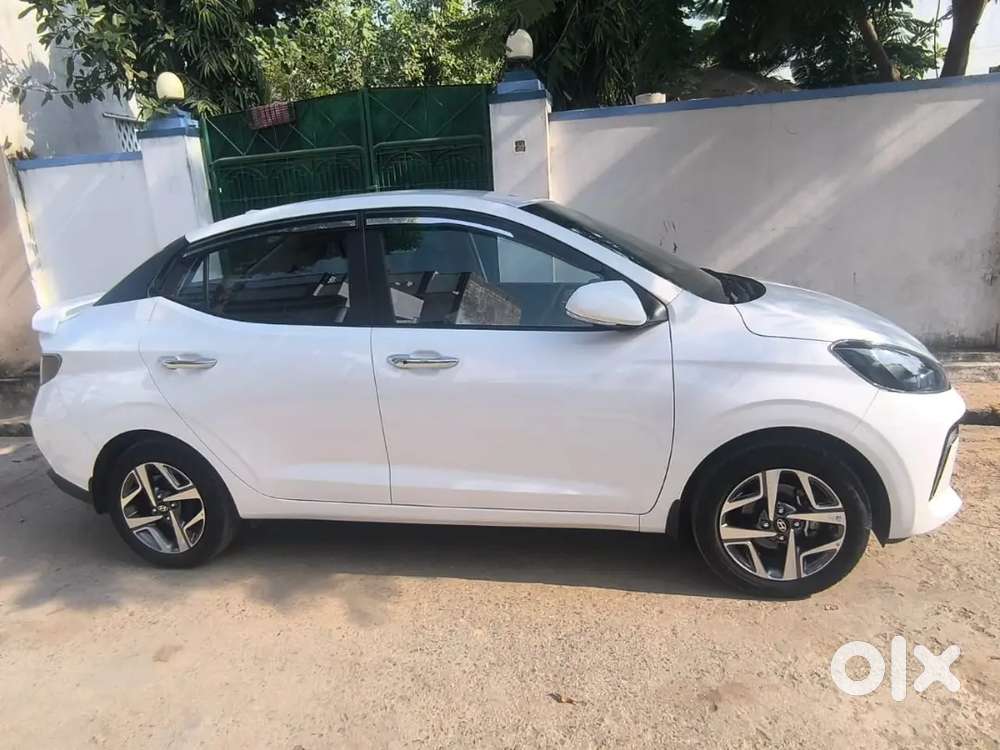 Hyundai Aura 2024 Cng & Hybrids 90000 Km Driven