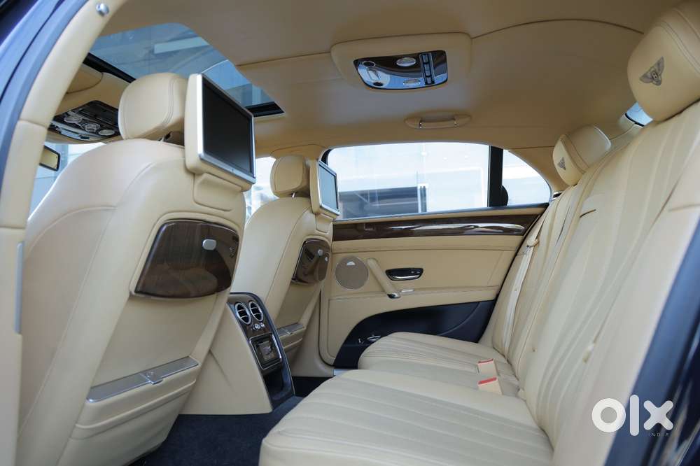 Bentley Flying Spur V8 Petrol, 2014, Petrol