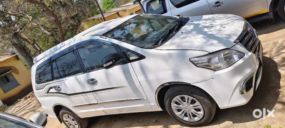 Toyota Innova 2012 Diesel Well Maintained