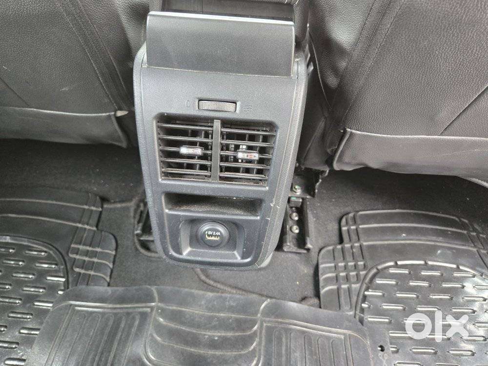 Tata Altroz Xz Plus (s), 2023, Petrol