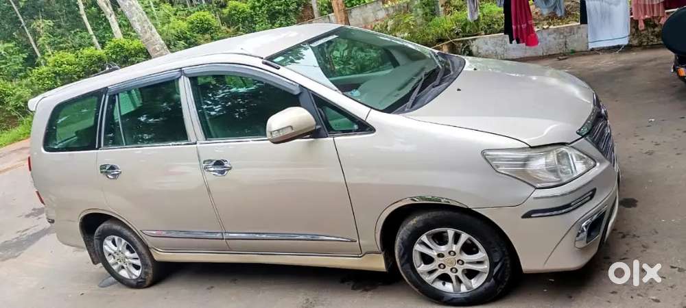 Toyota Innova Hycross 2011, Og Kerala, New Papper,no Replacement