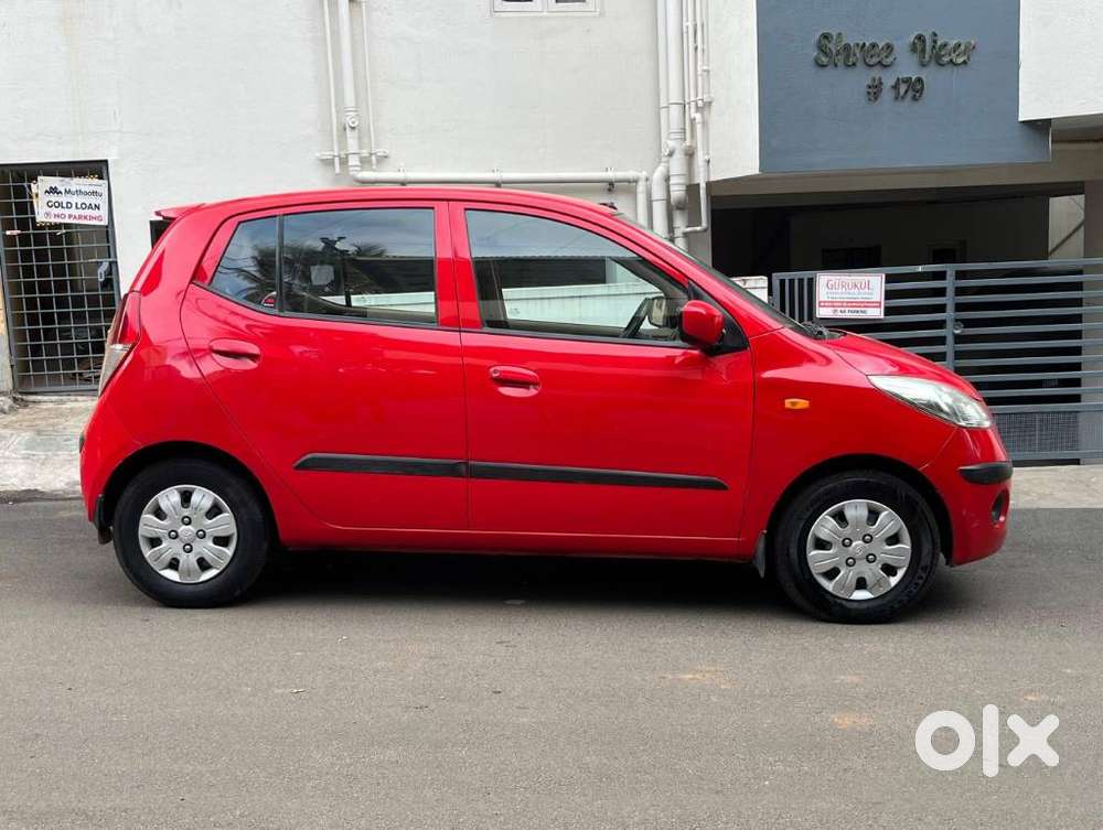 Hyundai I10 Sportz At, 2010, Petrol