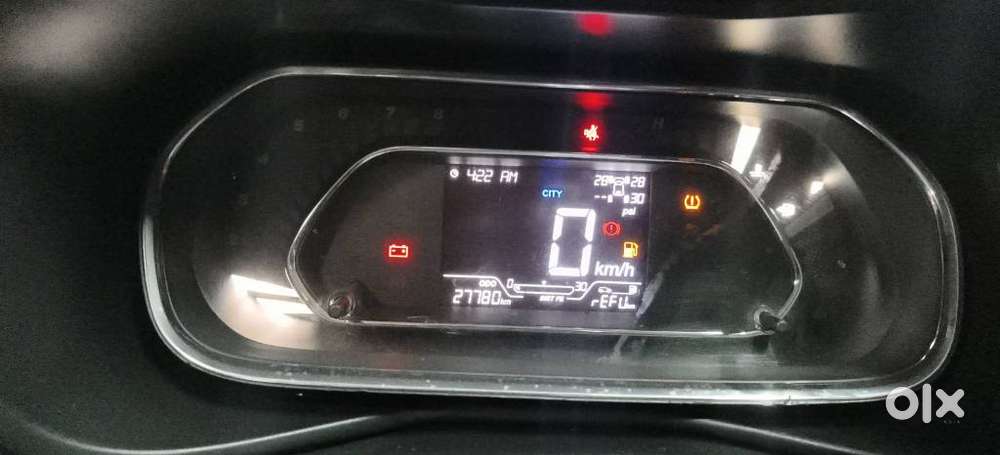 Tata Nexon 1.2 Revotron Xz Plus Dual Tone, 2023, Petrol