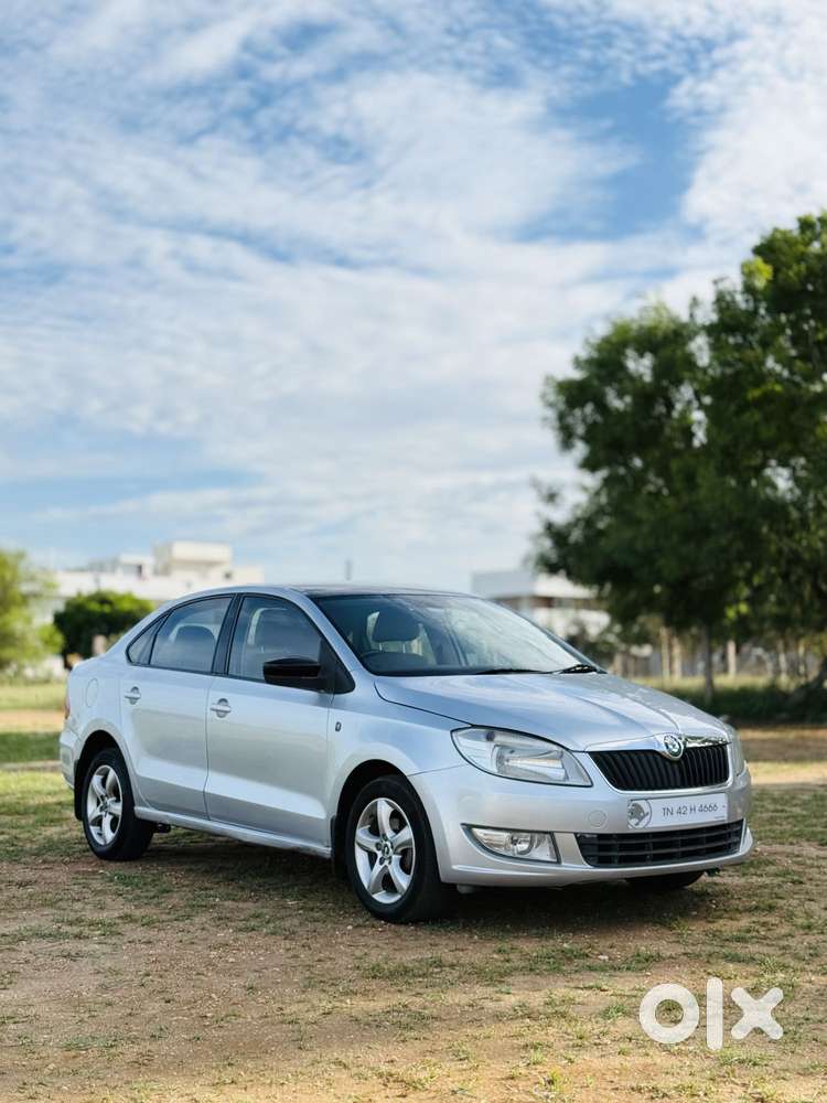 Skoda Rapid Elegance 1.6 Tdi Cr Manual, 2013, Diesel