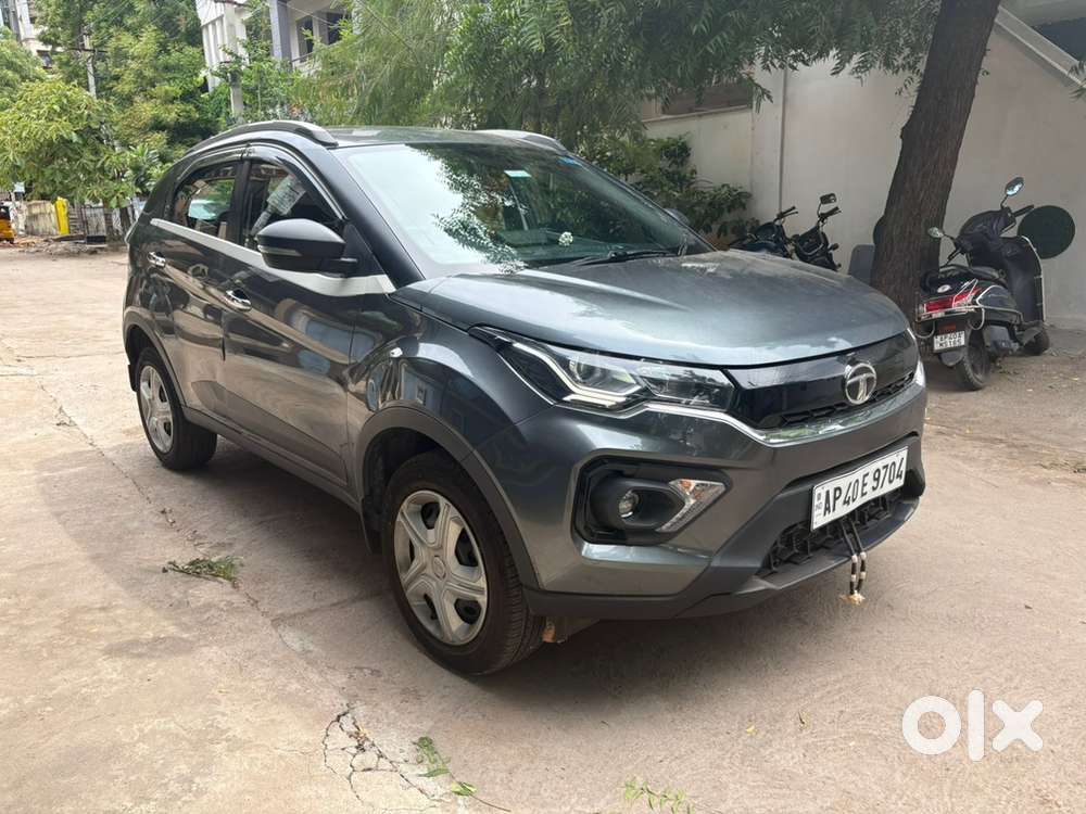 Tata Nexon 2023 Petrol
