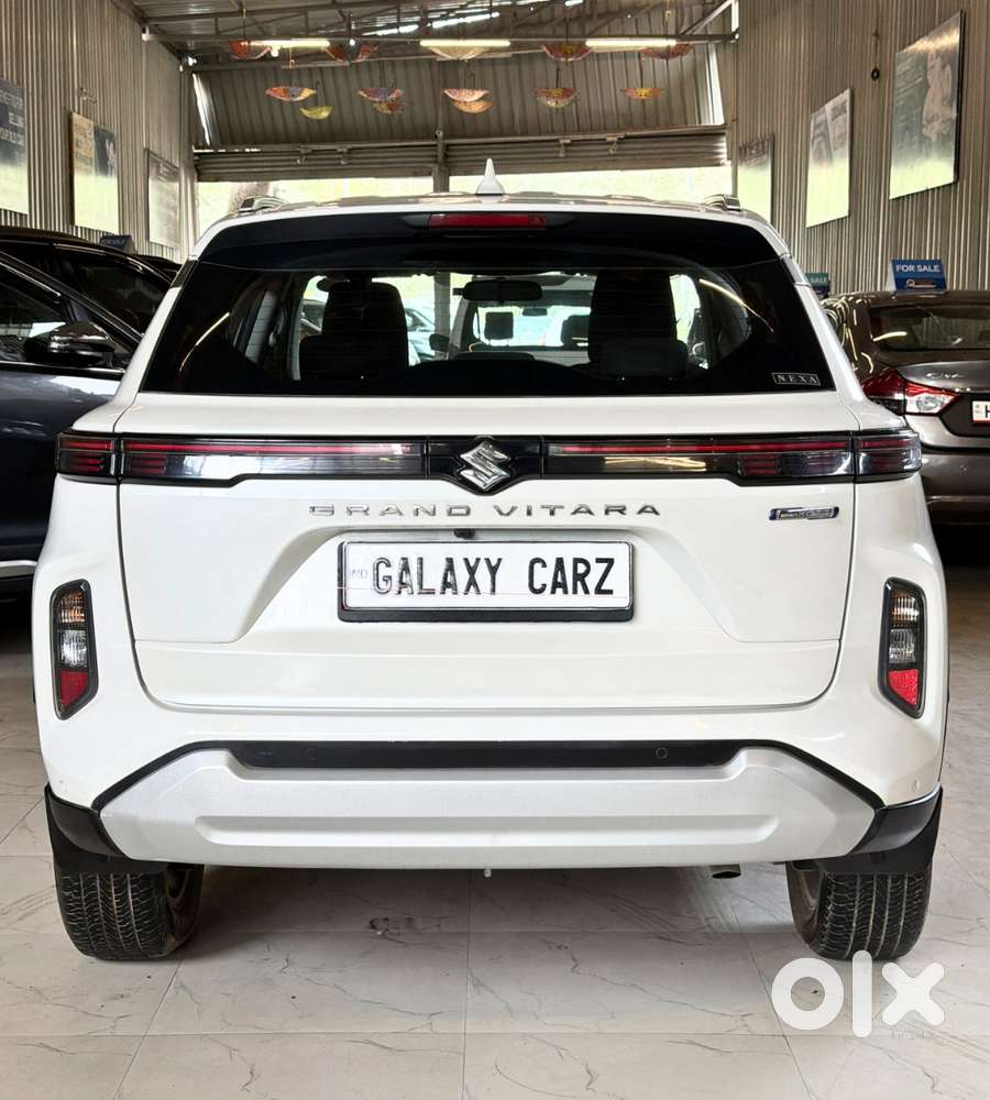 Maruti Suzuki Grand Vitara 1.5 Delta Smart Hybrid At, 2023, Petrol