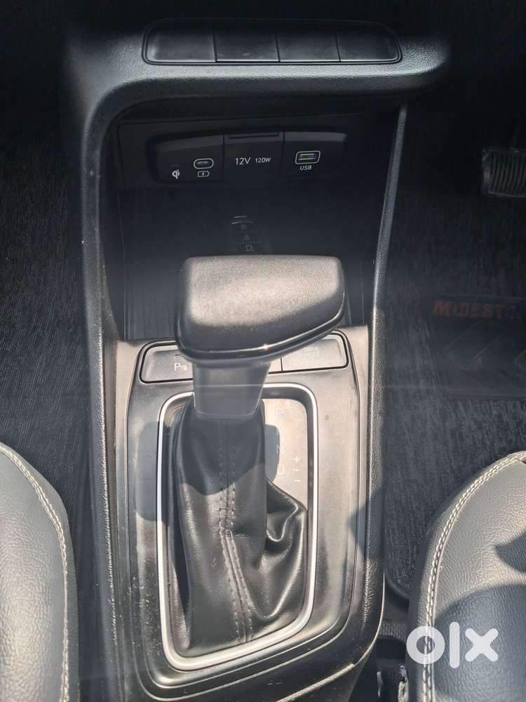 Hyundai Verna Sx Petrol At, 2025, Petrol