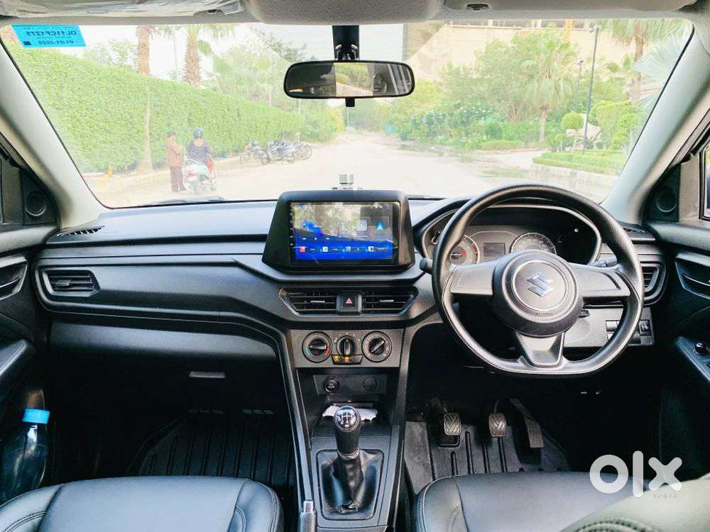 Maruti Suzuki Brezza 1.5 Lxi Smart Hybrid, 2025, Petrol