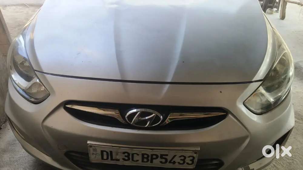 Hyundai Verna 2011 Petrol 72000 Km Driven