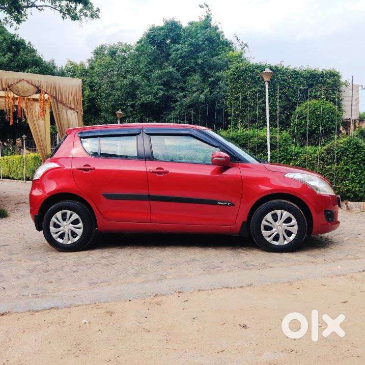 Maruti Suzuki Swift Vxi 1.2 Abs Bs-iv, 2014, Petrol