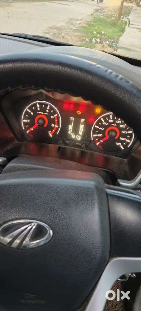 Mahindra Kuv100 Nxt 2016 Petrol 73000 Km Driven