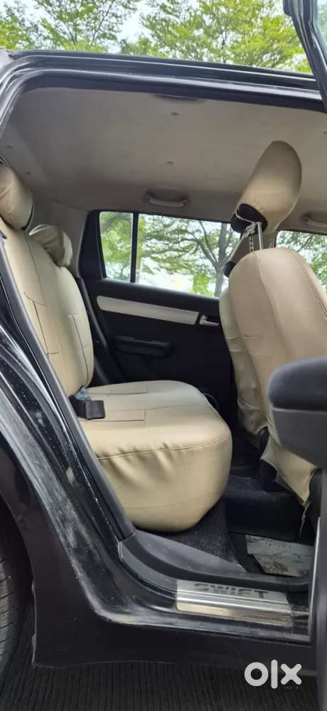 Maruti Suzuki Swift Zxi Bsiv, 2011, Petrol