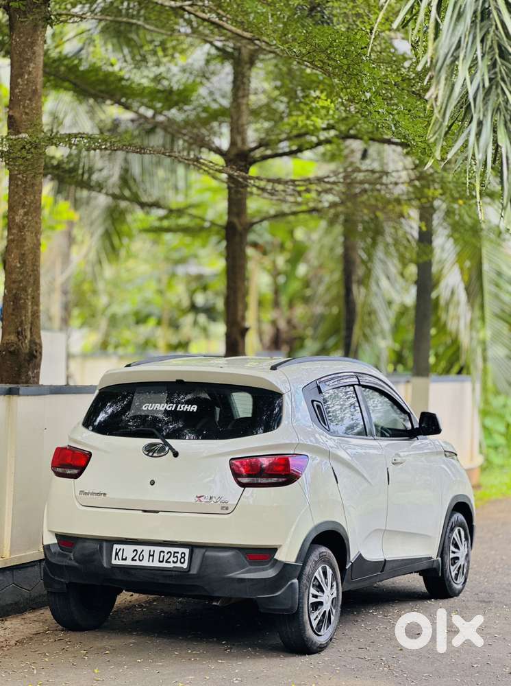 Mahindra Kuv 100 Mfalcon G80 K6 Plus, 2017, Petrol