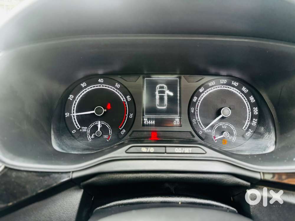 Skoda Kushaq Style 1.0l Tsi Mt, 2021, Petrol