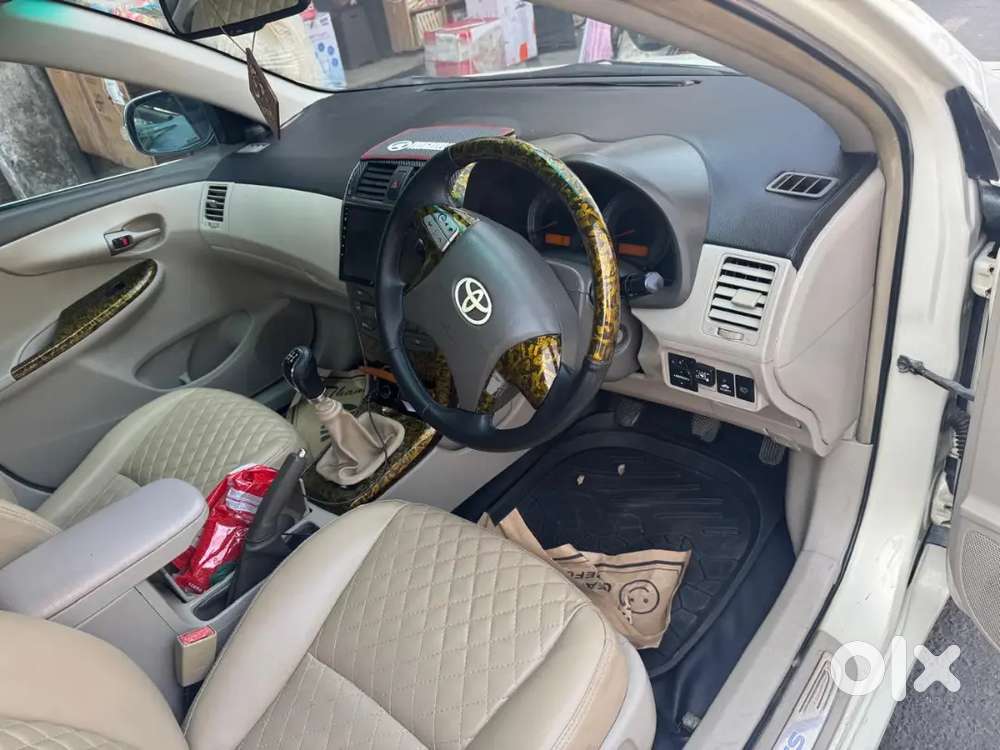 Toyota Corolla Altis 2010