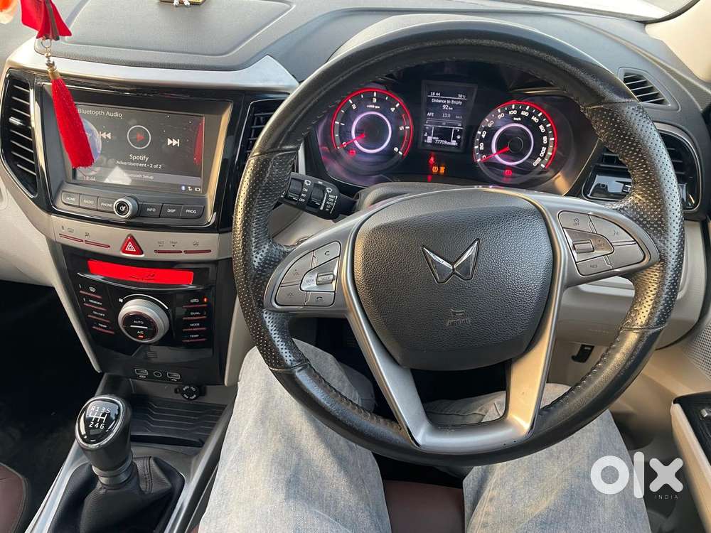 Mahindra Xuv300 W8 Diesel, 2023, Diesel