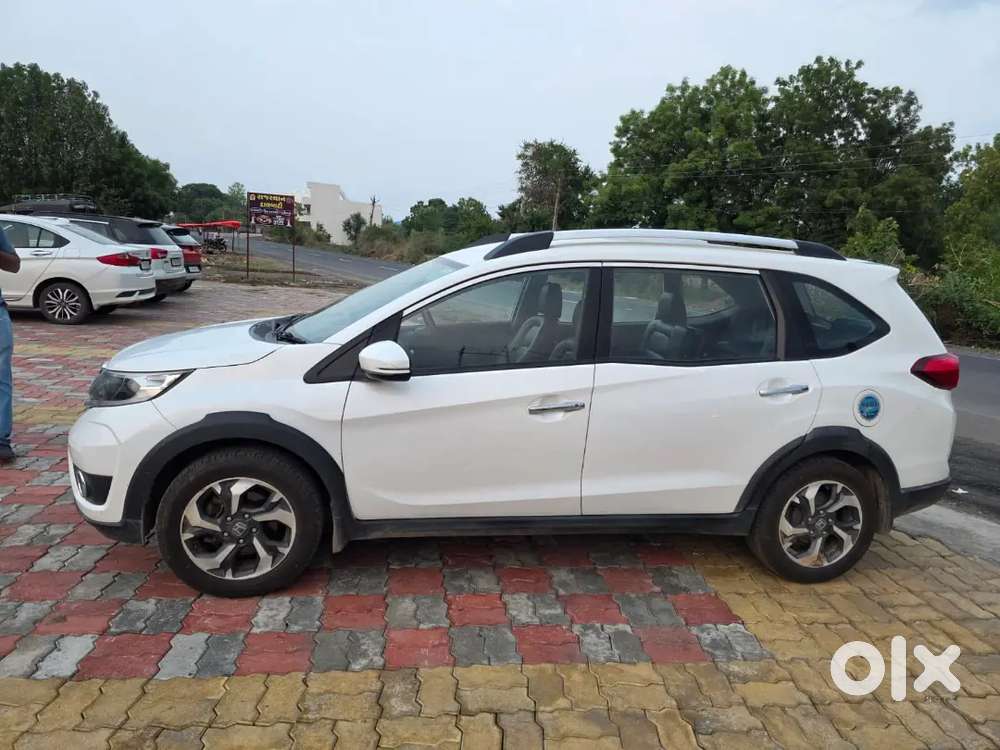 Honda Br-v 2017 Diesel Well Maintained
