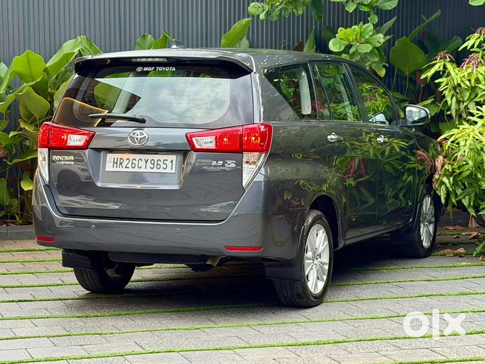 Toyota Innova Crysta 2.8 Z, 2016, Diesel