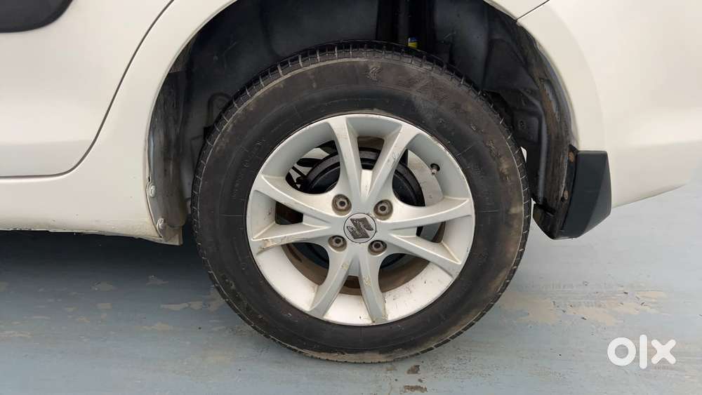 Maruti Suzuki Swift Dzire Vdi, 2017, Diesel