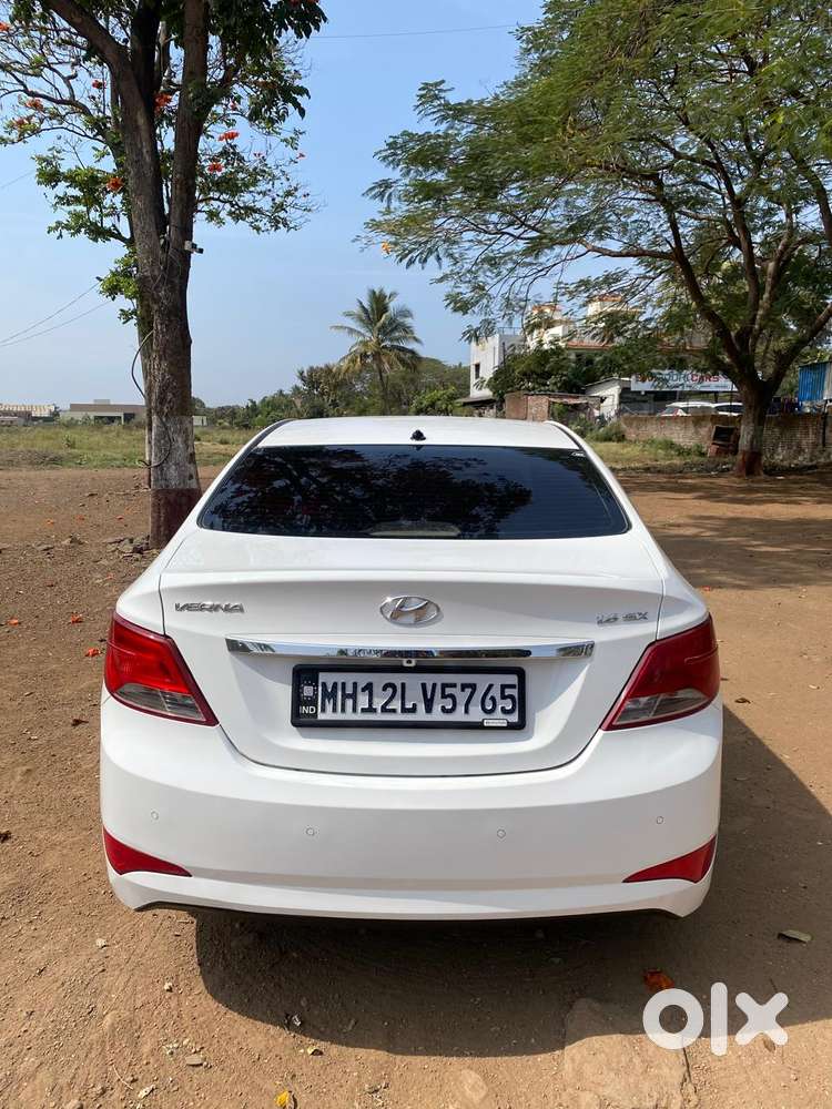 Hyundai Verna Fluidic 1.6 Crdi Sx Opt, 2015