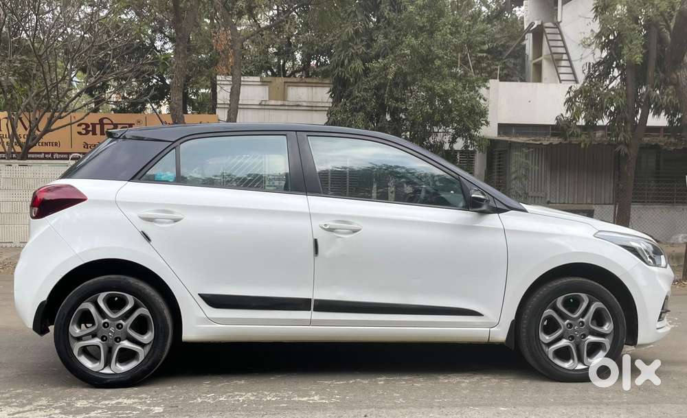 Hyundai New I20 1.2 Sportz Ivt Dual Tone, 2019, Petrol