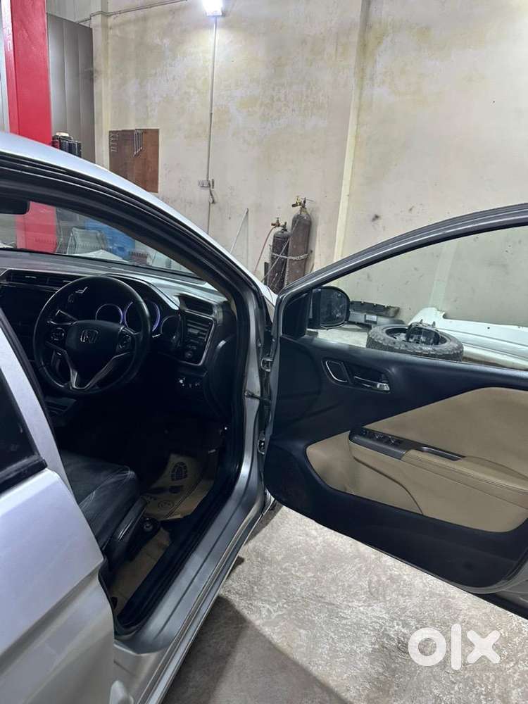 Honda City 2018 Cng  64000 Km Driven