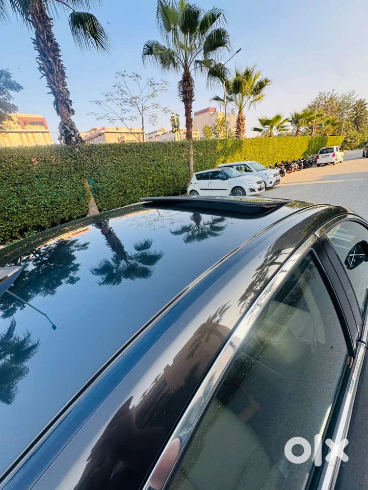 Honda City V At Sunroof, 2016, Petrol