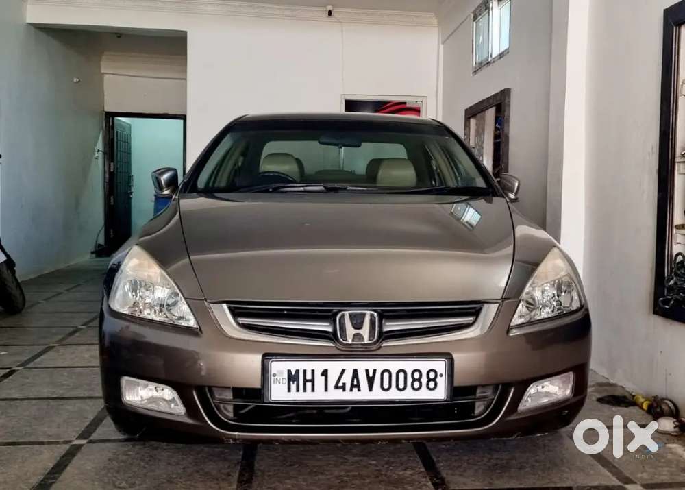 Honda Accord 2006 Petrol 63000 Km Driven, Brand New Apollo Front Tyres