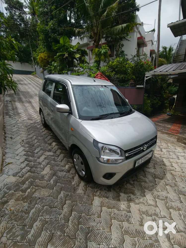 Maruti Suzuki Wagon R 2025 Dec Auto Silver Like Brand New