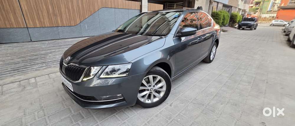Skoda Octavia 2013-2017 Style Plus 1.8 Tsi At, 2017, Petrol