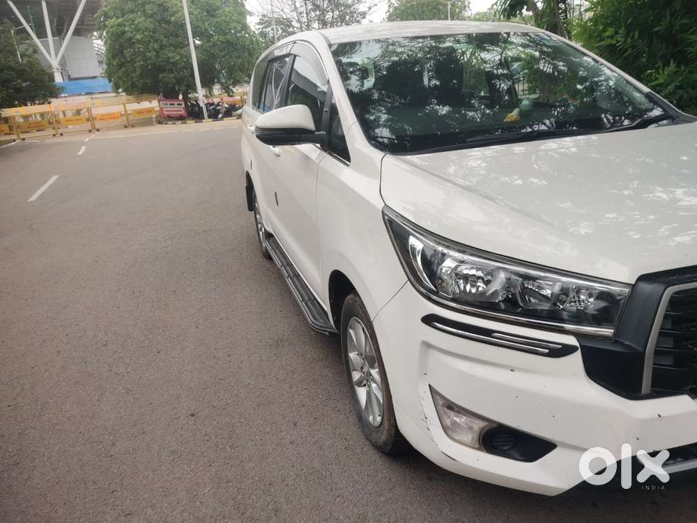Toyota Innova Crysta 2024